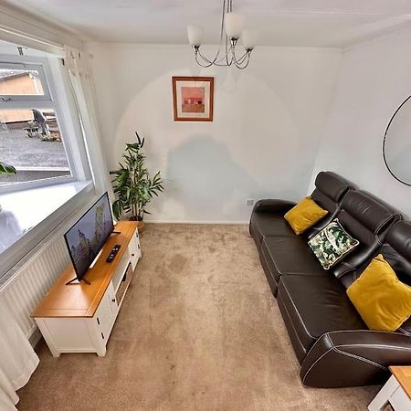 Semi-Detached 1-Bedroom Chalet อัดดิงสตัน ภายนอก รูปภาพ