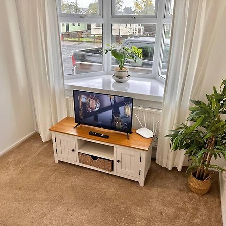 Semi-Detached 1-Bedroom Chalet อัดดิงสตัน ภายนอก รูปภาพ