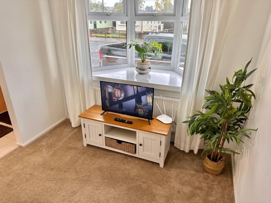 Semi-Detached 1-Bedroom Chalet อัดดิงสตัน ภายนอก รูปภาพ